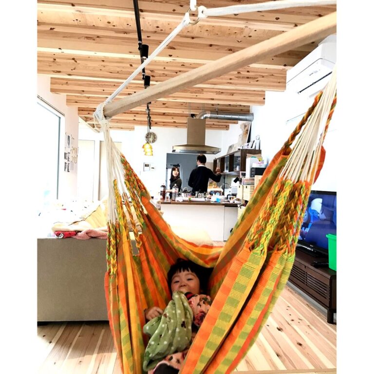 【01】ハンモックライフの会社沿革|グアテマラの出会い、コロンビアの一年、そして三か国の職人とともに